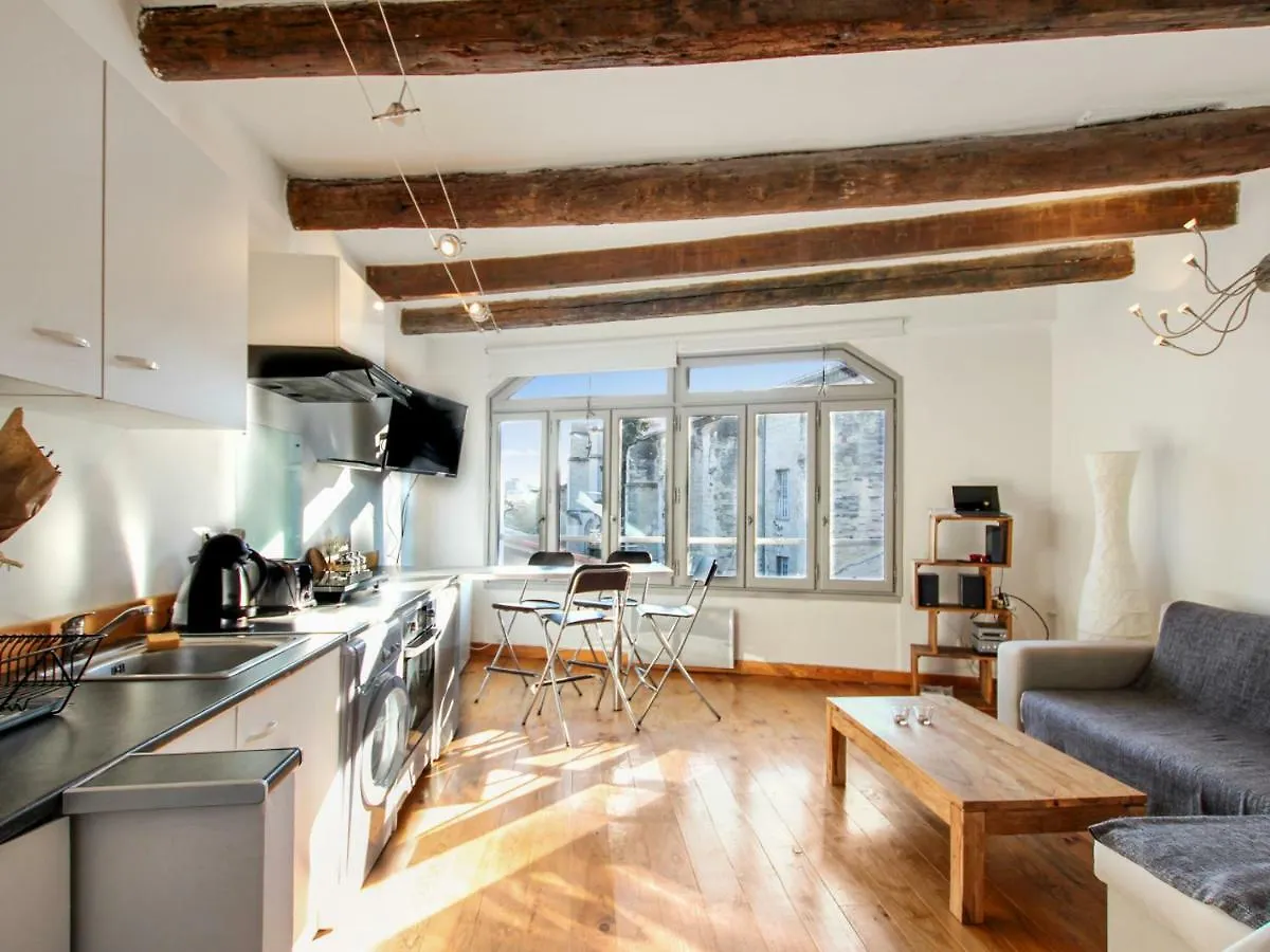 Welkeys Apartment - Paul Manivet Avignon France